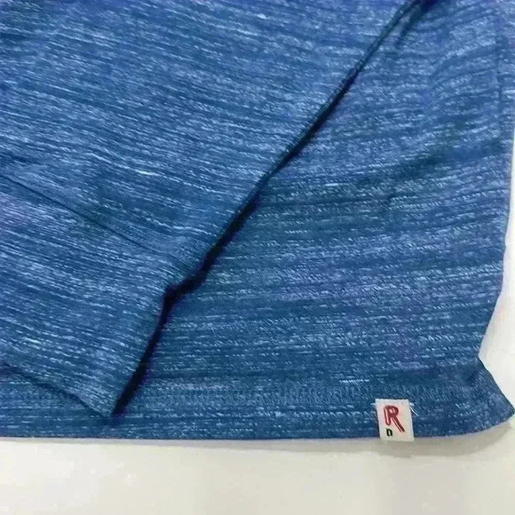 Medium International Report long sleeve blue tee. Item # 6L - Picture 4 of 7